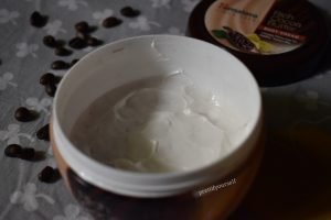 Himalaya Rich Cocoa Butter Body Cream texture